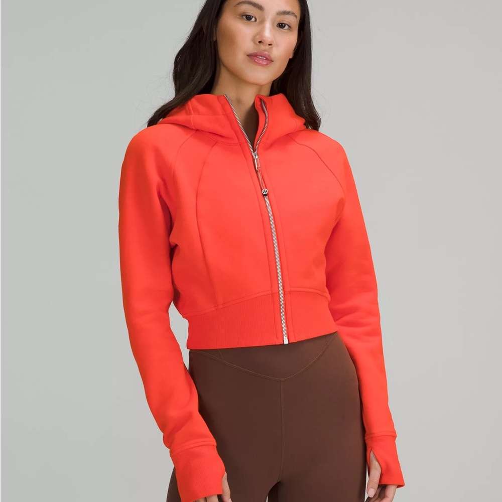 EUC Lululemon Long Sleeve Cropped Scuba Hoodie